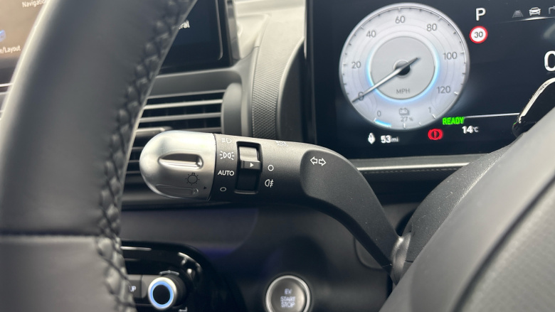 Hyundai INSTER 85kW 02 49kWh 5dr Auto Electric Hatchback